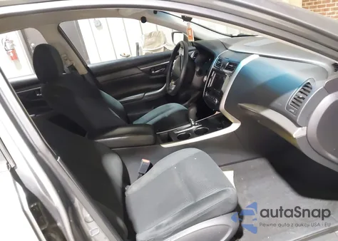 2015 Nissan Altima 2.5 S z USA, uszkodzony, nr VIN 1N4AL3AP5FN398588